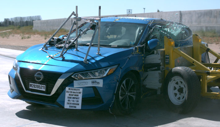 NHTSA Side impact test of the 2022 Nissan Sentra
