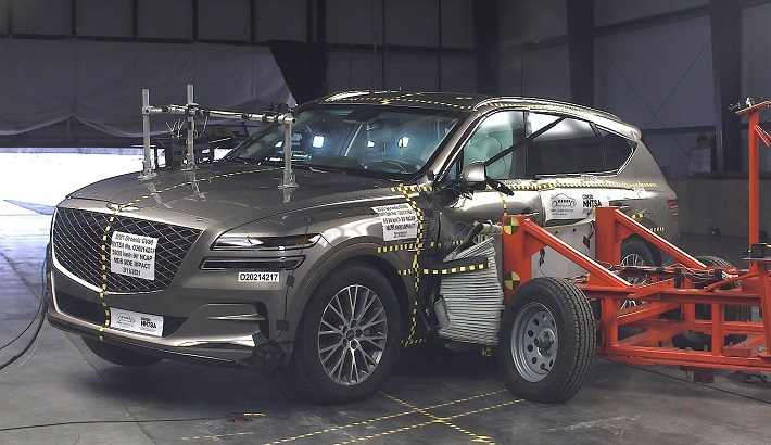 NHTSA Side impact test of the 2023 Genesis Gv80