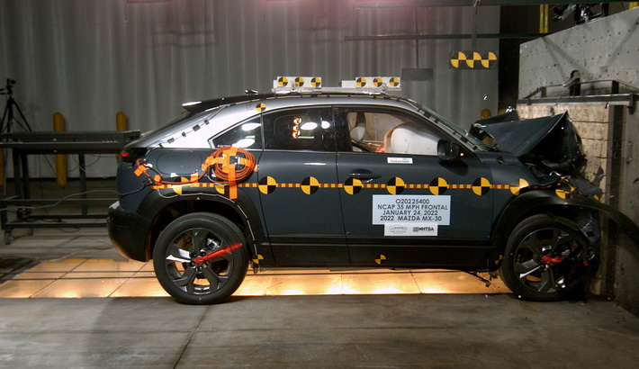 NHTSA crash test of the 2023 Mazda MX-30