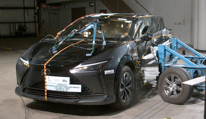 NHTSA Side impact test of the 2023 Lexus Rz 450e