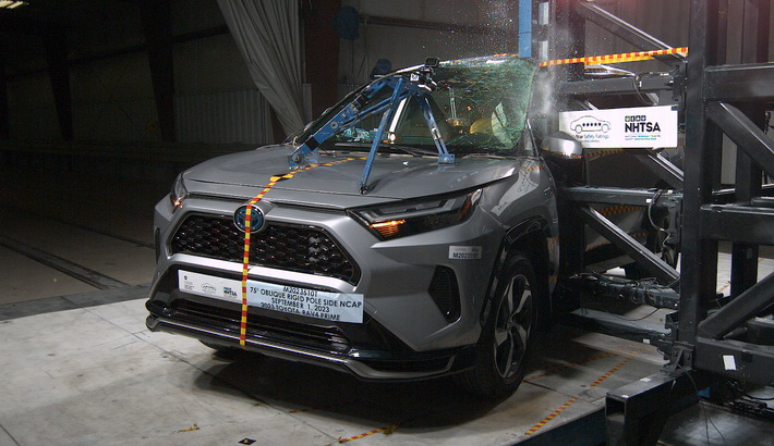 NHTSA Side pole test of the 2023 Toyota Rav4 Prime