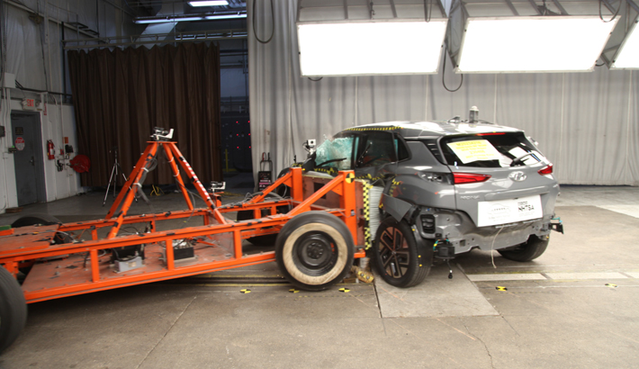 NHTSA Side impact test of the 2023 Hyundai Kona Electric