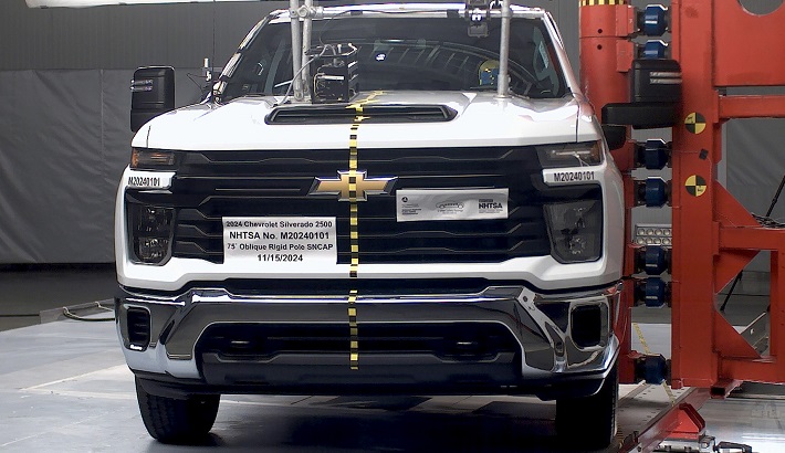 NHTSA Side impact test of the 2024 GMC Sierra 2500
