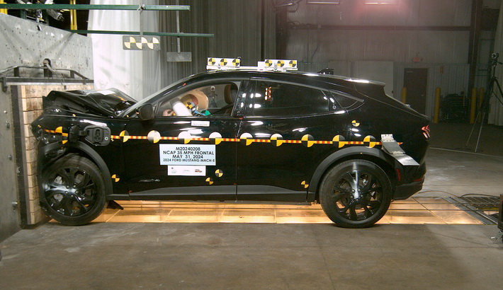 NHTSA crash test of the 2024 Ford Mustang Mach-E Bev