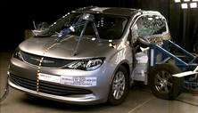 NHTSA Side impact test of the 2023 Chrysler Pacifica Awd
