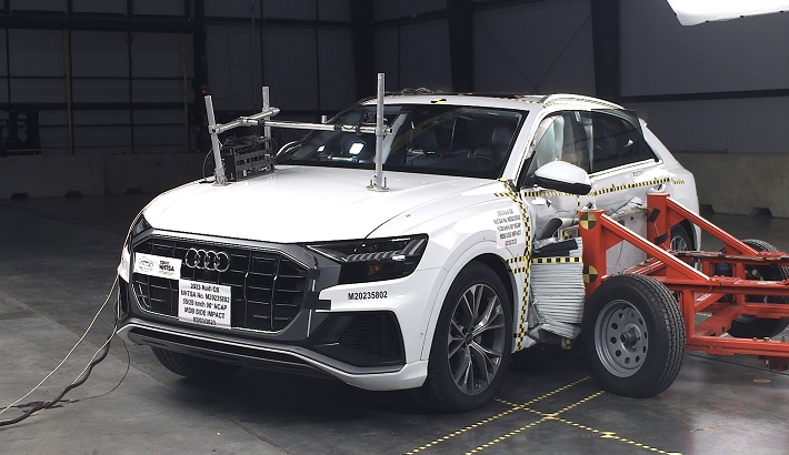 NHTSA Side impact test of the 2024 Audi Q8