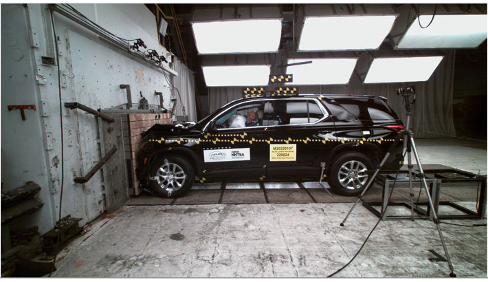 NHTSA crash test of the 2024 Chevrolet Traverse Limited
