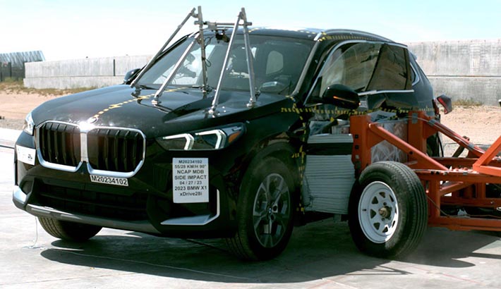 NHTSA Side impact test of the 2025 BMW X1