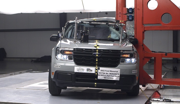 NHTSA Side pole test of the 2025 Ford Maverick Later Release