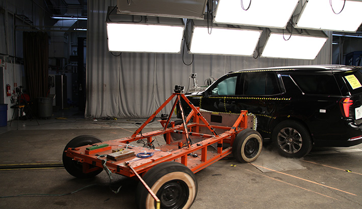 NHTSA Side impact test of the 2025 Cadillac Escalade
