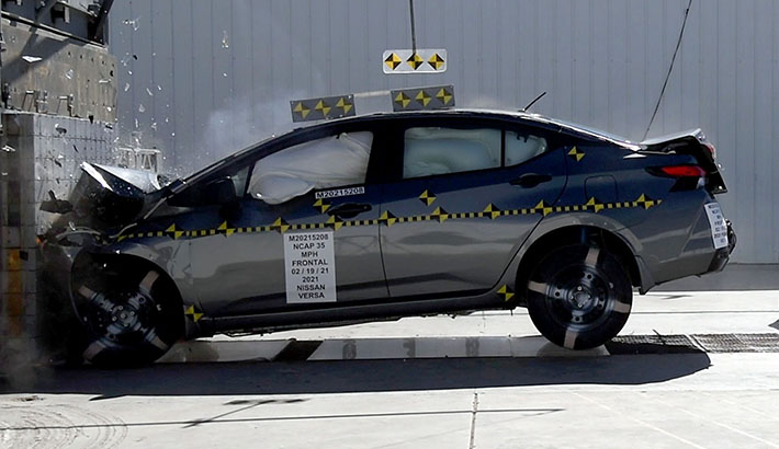 NHTSA crash test of the 2025 Nissan Versa