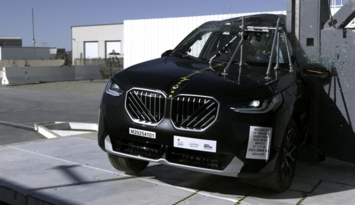 NHTSA Side pole test of the 2025 BMW X3