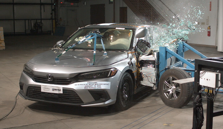 NHTSA Side impact test of the 2026 Honda Civic