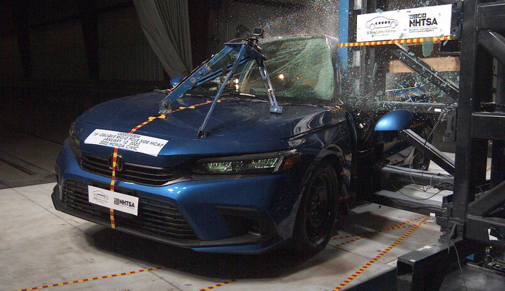NHTSA Side pole test of the 2026 Honda Civic