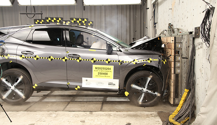 NHTSA crash test of the 2026 Nissan Murano