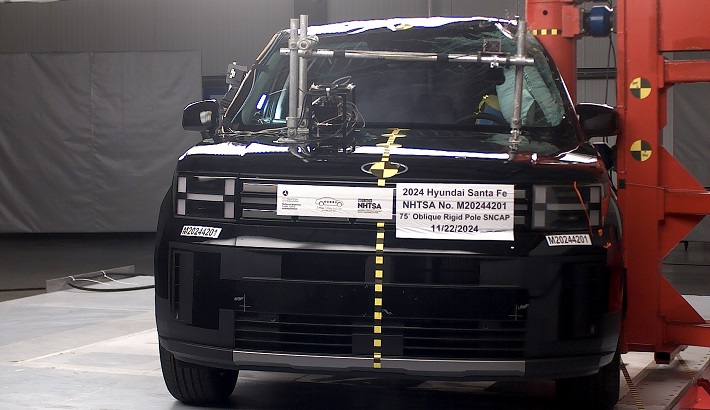 NHTSA Side impact test of the 2026 Hyundai Santa Fe