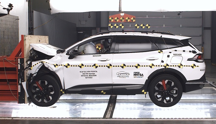 NHTSA crash test of the 2026 Kia Sportage Hybrid