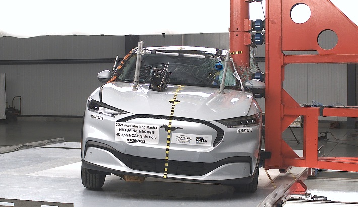NHTSA Side pole test of the 2026 Ford Mustang Mach-E Bev Bev