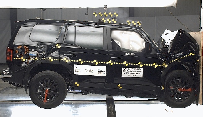 NHTSA crash test of the 2026 Toyota Land Cruiser