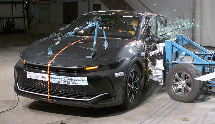 NHTSA Side impact test of the 2026 Toyota Crown Hybrid