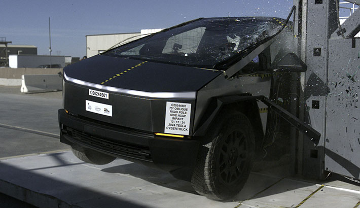 NHTSA Side pole test of the 2026 Tesla Cybertruck Bev