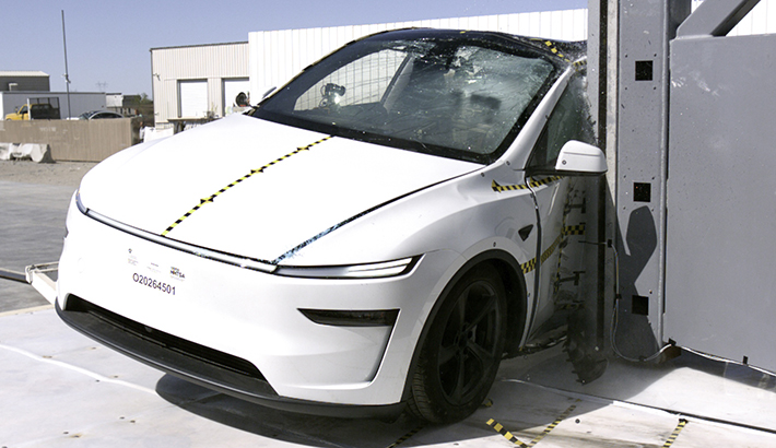 NHTSA Side pole test of the 2026 Tesla Model Y Bev